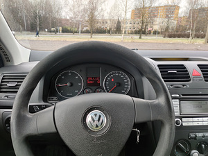 Volkswagen (9 фото из 9)