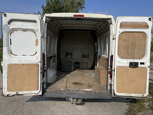 PEUGEOT BOXER 74kW (5 foto / 8)
