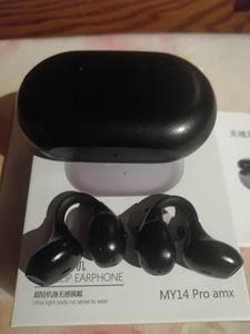 1more triple driver bt in -ear headphones (8 foto / 8)