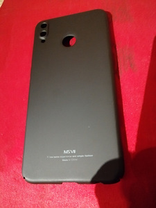 Honor8x в новой упаковке (3 фото из 9)
