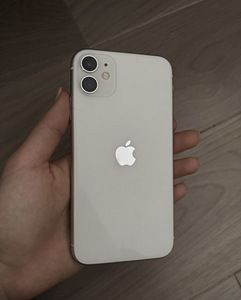 iPhone 11 (1 foto / 4)