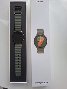 Samsung Galaxy Watch 7 40MM Green (1 foto / 3)