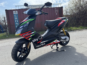Aprilia sr50 2020г (3 фото из 6)