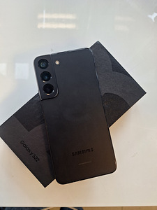 Samsung Galaxy S22 8/128Gb Black (2 foto / 4)