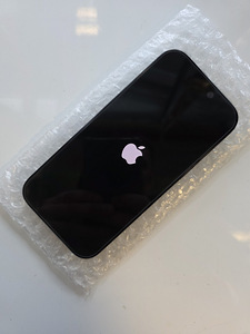 iPhone 16 Pro 256Gb Black (2 foto / 2)