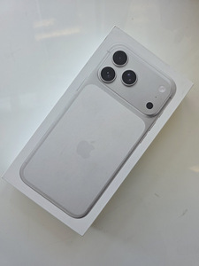 iPhone 17 Pro Max 512Gb White UUS (1 foto / 2)