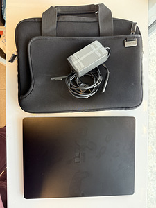 Microsoft Surface Laptop 3 (2 foto / 7)