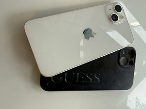 iPhone 13 256GB 100% (1 foto / 4)