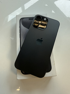 iPhone 15 Pro Max 256GB (1 foto / 4)