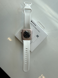 Apple Watch 11 42mm GPS (1 фото из 4)