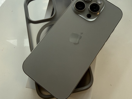 iPhone 16 Pro 256GB
