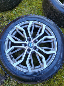 Диски BMW 19 дюймов с шинами (4 фото из 6)