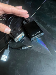 VGA-HDMI Converter with Sound Cables./ VGA-HDMI konverter (1 foto / 3)