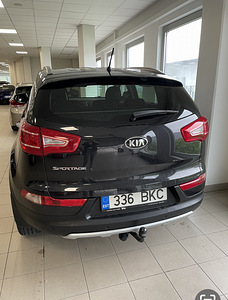 Продать Kia Sportage (2 фото из 5)