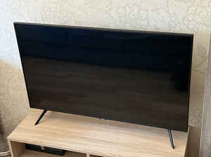 Samsung Crystal CU8000 43 TV Teler (1 foto / 3)
