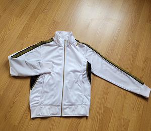 Umbro dressipluus r. 36 (1 foto / 4)