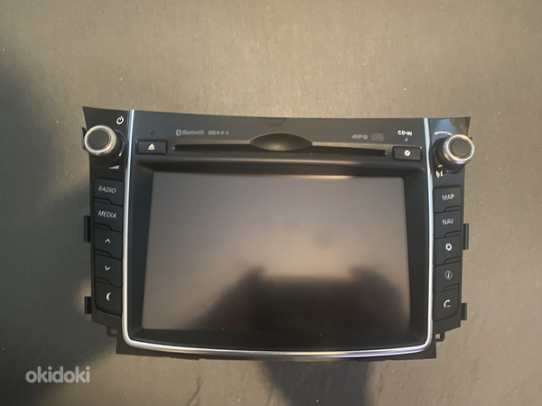Hyundai i30 оригинальный сенсорный экран мультимедиа (фото #3)