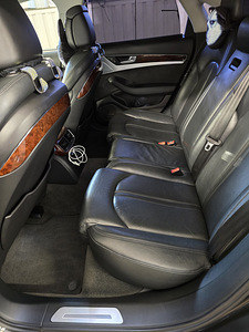 Продается Audi A8 4,2 V8 (11 фото из 15)