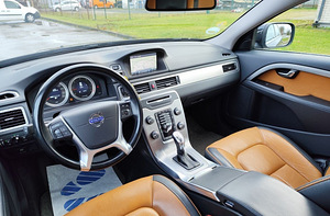Volvo XC70 INSCRIPTION 2.0 120kW (6 foto / 7)