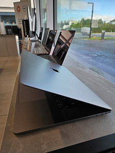 APPLE MACBOOK PRO A2141 (16'' 2019) i9-9880H/32/512/Radeon (2 foto / 6)