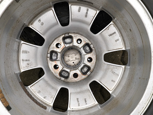205/65 R16C Continental шипованные шины (6.5 мм) + литые дис (3 фото из 4)