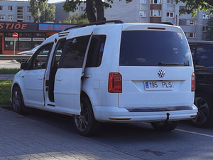 2016 VW Caddy IV Maxi 2.0TDI 110KW (11 foto / 12)