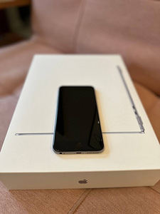 iPhone 6s Plus (6 foto / 9)
