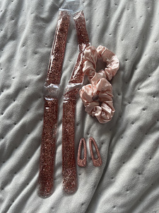 Sirgendaja ja soengukomplekt uus (1 foto / 3)