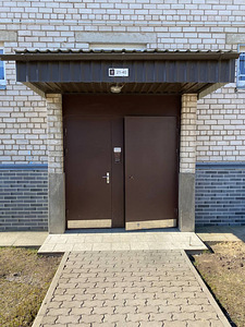 Продам квартиру (1 фото из 12)