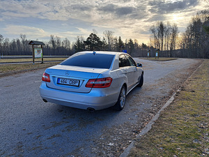MÜÜA Mercedes-Benz E350 CDI 2011.a (10 foto / 11)