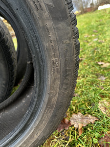 Triangle Icelynx naastrehvid 245/45 R18 (6 foto / 8)