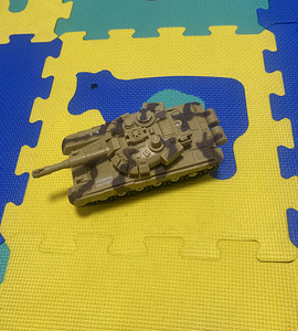 Tank liigub muusika saatel (2 foto / 3)