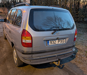 Opel Zafira A 1.6 бензин (3 фото из 7)