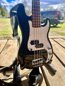Harley Benton Basskitarr (3 foto / 6)
