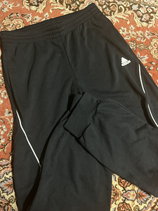 Спортивная одежда (6 фото из 10)