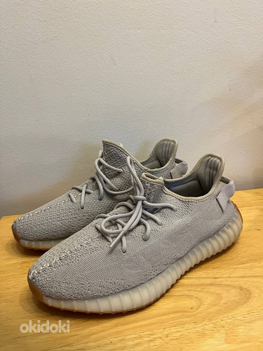 Yeezy 350 V2 Sesame UUS