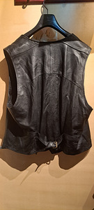 Nahk vest (suur suurus) (3 foto / 5)
