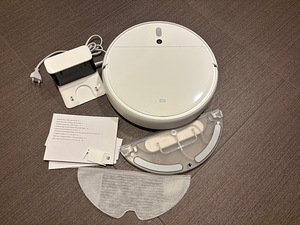 Xiaomi Mi Robot Vacuum-Mop (STYTJ01ZHM) (1 foto / 5)
