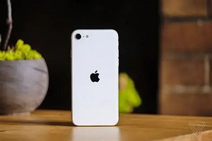 iPhone SE 2020 (1 foto / 1)
