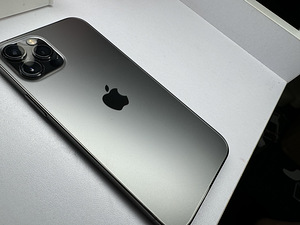 iPhone 12 Pro ; 256 gb (6 foto / 6)