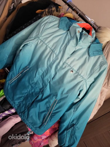 Весенние куртки и пальто, размеры 128-170 (фото #8)