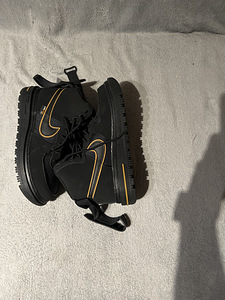 Nike Air Force (2 фото из 7)