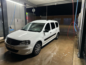 Dacia Logan 7 passenger (5 foto / 5)