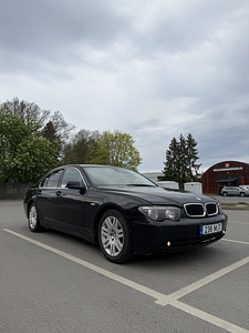 BMW 745i E65 V8 245kw (2 foto / 14)
