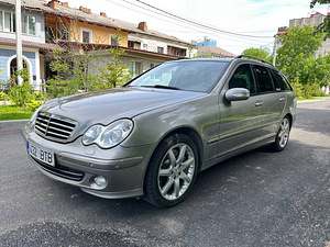Mercedes C-Class C320 CDI (1 foto / 7)
