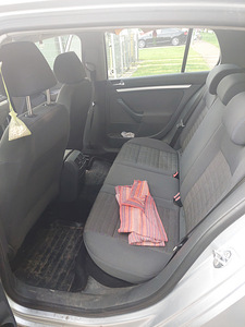 Volkswagen Golf V 1.6 BSE (75 kW), 2007, manuaal, remontimis (7 foto / 15)