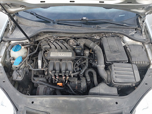 Volkswagen Golf V 1.6 BSE (75 kW), 2007, manuaal, remontimis (11 foto / 15)