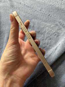 iPhone 13 128 GB (7 foto / 9)