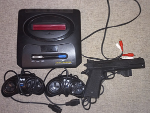 PS4 Call of Duty 2 ja konsool kollased kassetid. (4 фото из 4)