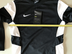 UUS! Nike pusa vanusele 6-8 aastat ja kasvule 122-128cm. (3 foto / 9)